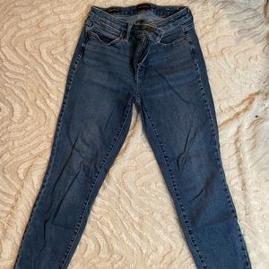 ALL JEANS EACH $10, Zara, Levi’s, Express, American Eagle, Fashion Nova and more